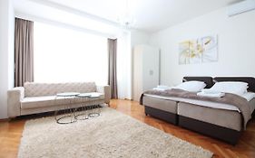 Apartment Roma At Bascarsija